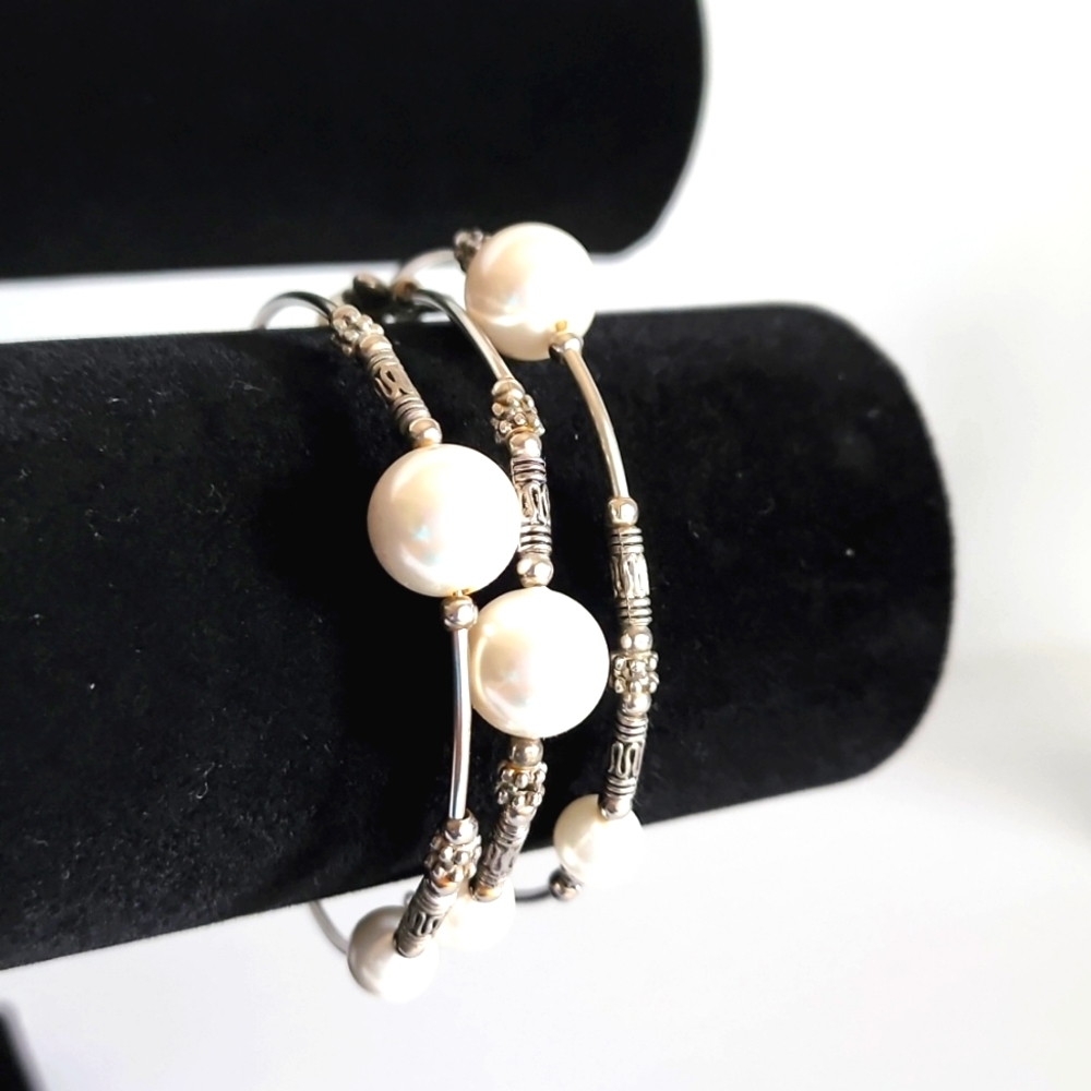 Pearl Butterfly Silver Tone Bracelet